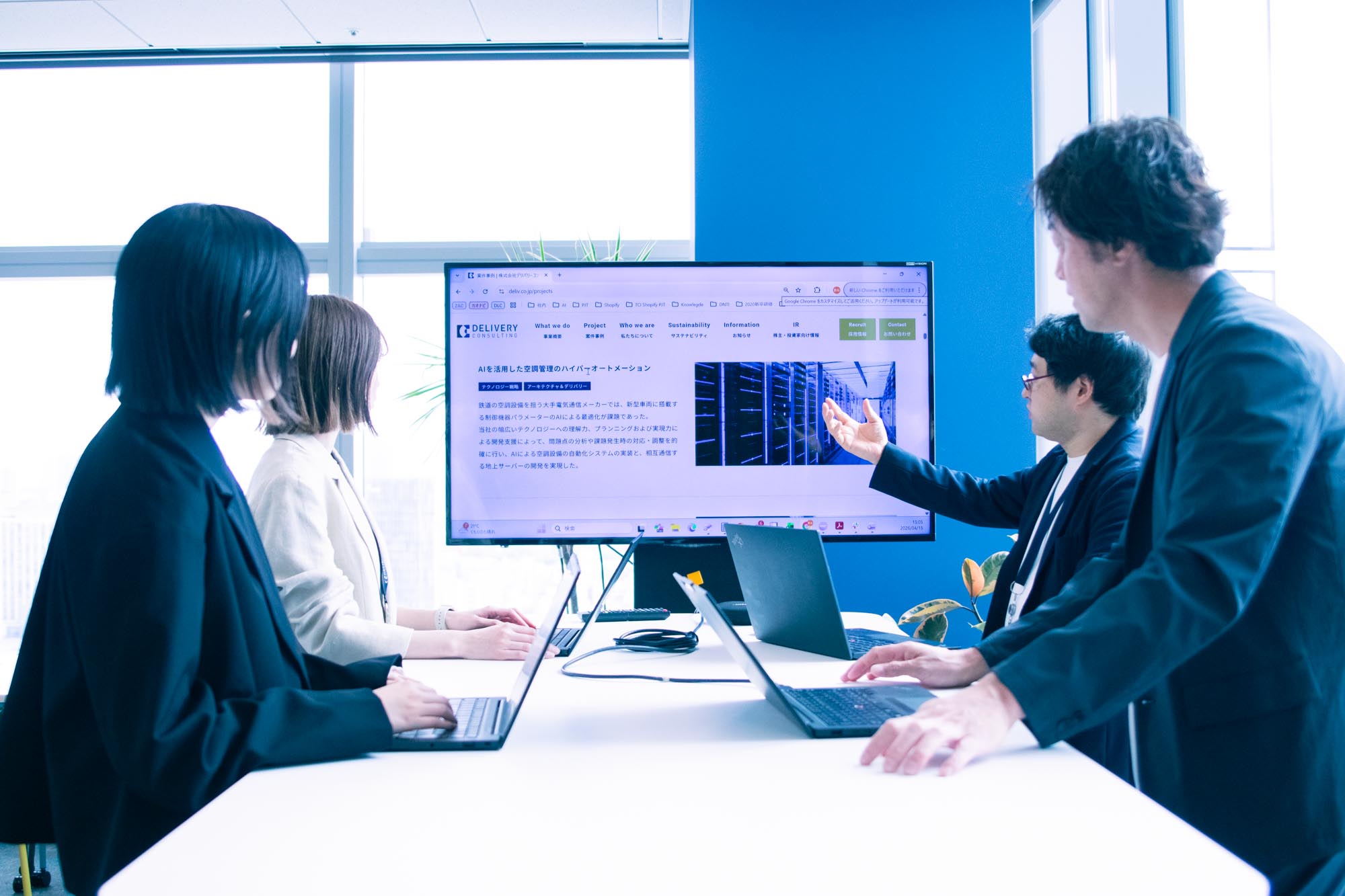 DLCの職場風景 10