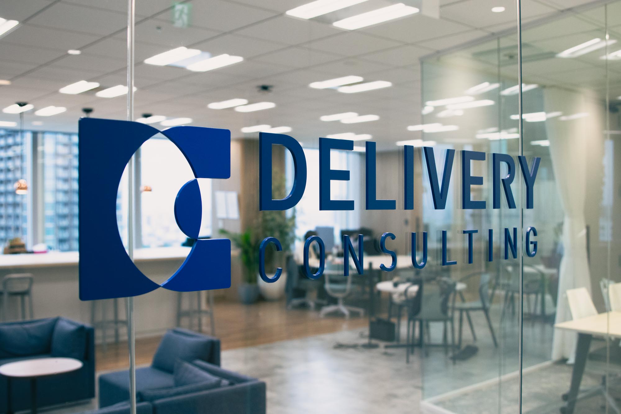 DLCの職場風景 09